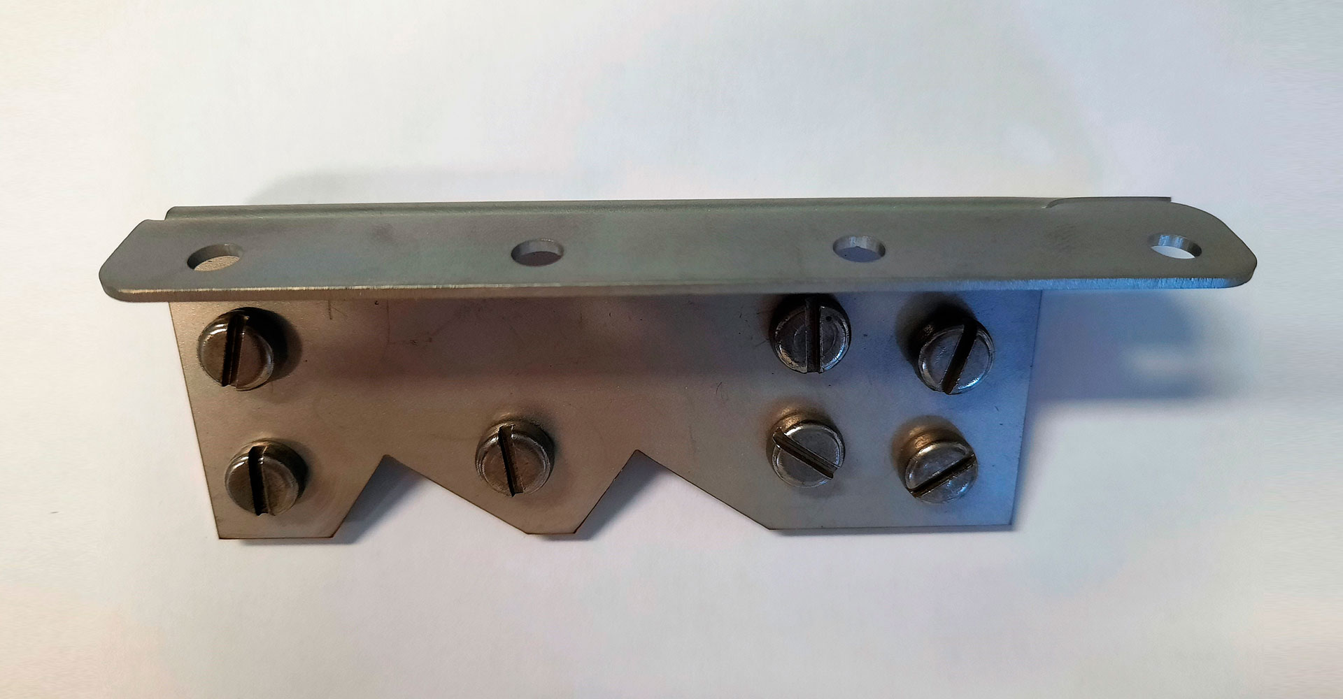 Art 416 – Mast butt CNC with 3 rivets
