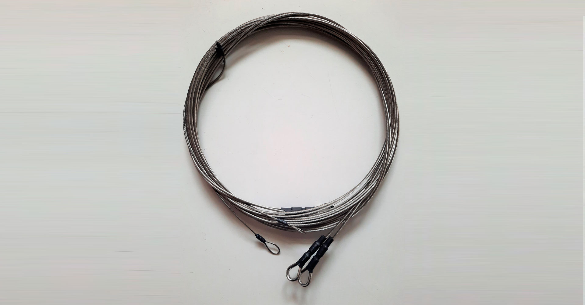 Art 503 – Sartia volante alta con terminale, cavo acc. inox 1×19 diam. 2.5 mm completa di sartiola preventor